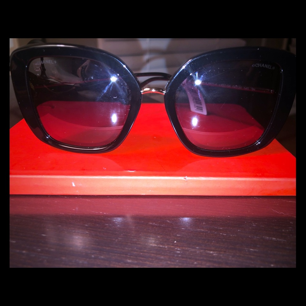 Chanel Sunglasses 🕶